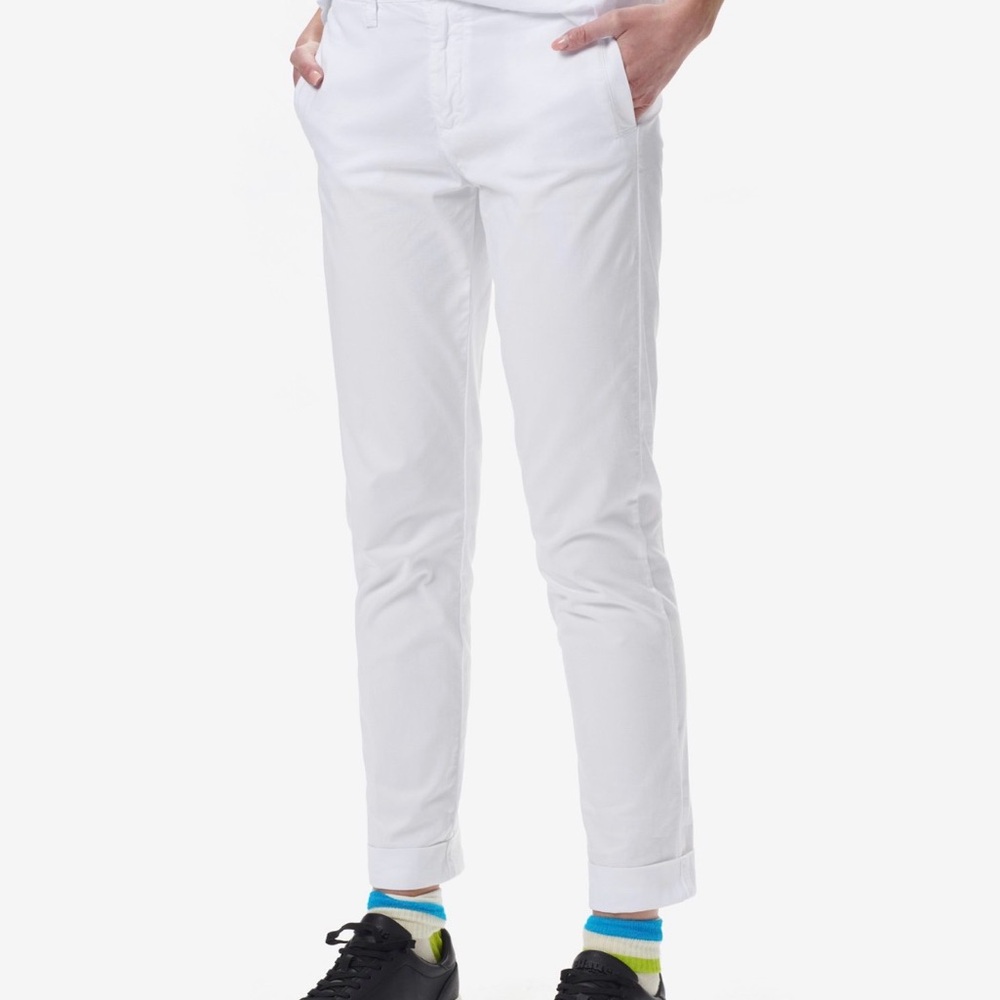Chocolate women’s juniors M White Chinos Ankle Pants mid rise beach casual